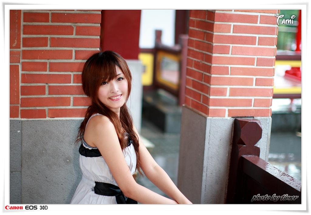 台湾清纯美女-Tami-兒童育樂中心外拍